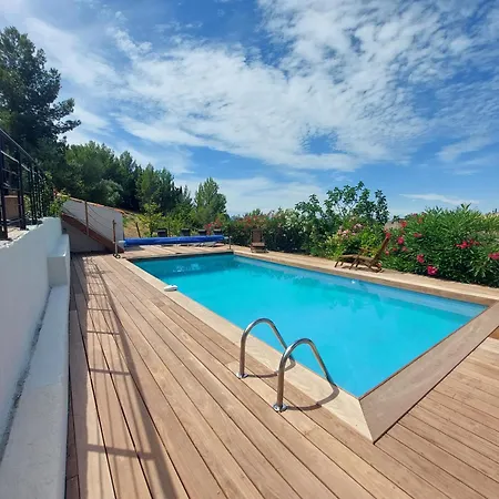 Au Calme, Confort Clim Piscine Wifi 7 Personnes Villa