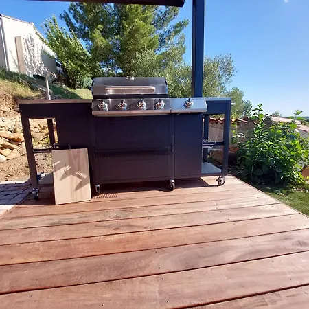 Au Calme, Confort Clim Piscine Wifi 7 Personnes Villa *