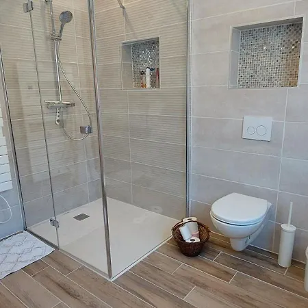 Vila Au Calme, Confort Clim Piscine Wifi 7 Personnes *