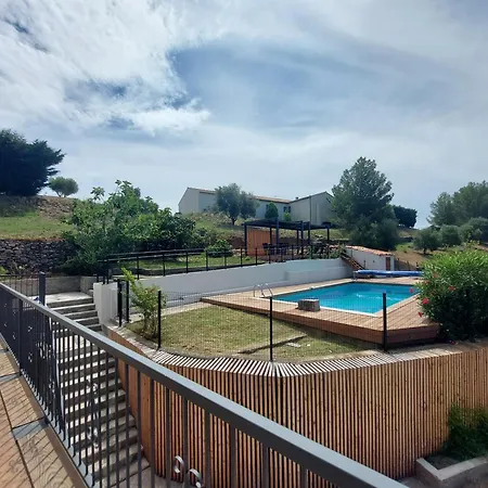 Au Calme, Confort Clim Piscine Wifi 7 Personnes *