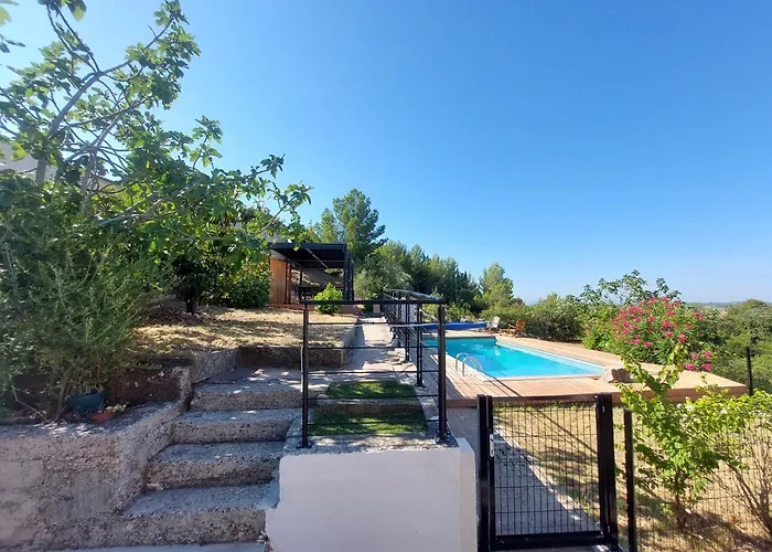 Au Calme, Confort Clim Piscine Wifi 7 Personnes Willa *