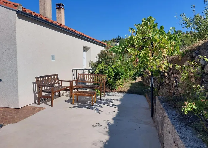 Au Calme, Confort Clim Piscine Wifi 7 Personnes Caunes-Minervois